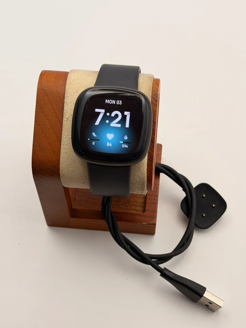 Fitbit Versa 3, Tested, Charger Included, Screen Protector, Black Case, Excellen